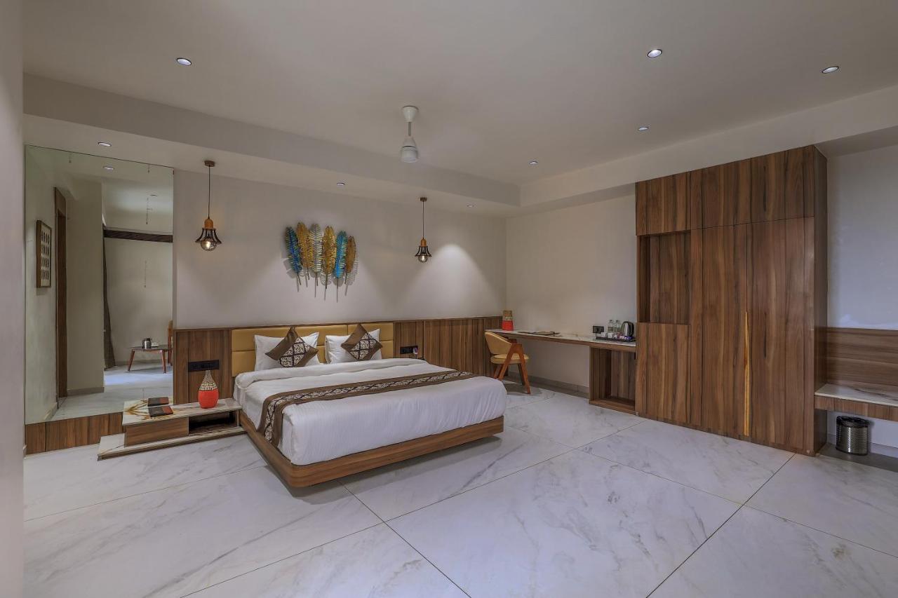 Hotel Aditya Mansingh Inn Somnath Exterior photo