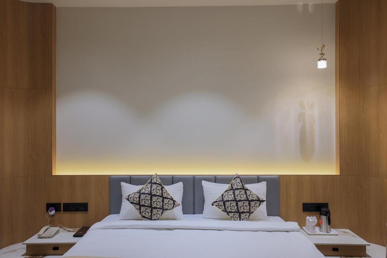 Hotel Aditya Mansingh Inn Somnath Exterior photo