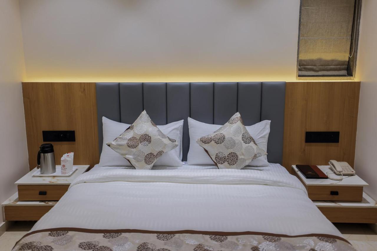 Hotel Aditya Mansingh Inn Somnath Exterior photo