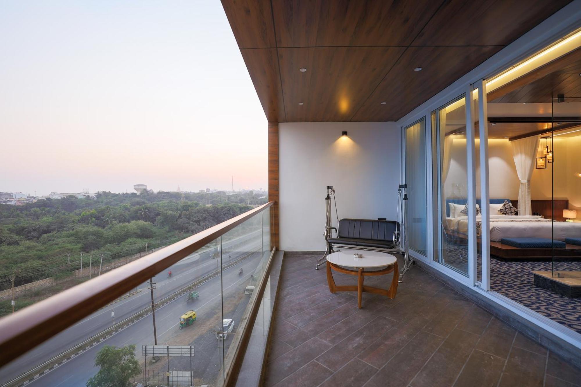 Hotel Aditya Mansingh Inn Somnath Exterior photo