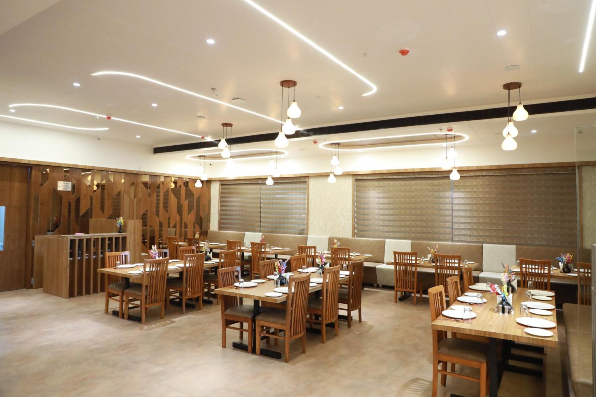 Hotel Aditya Mansingh Inn Somnath Exterior photo
