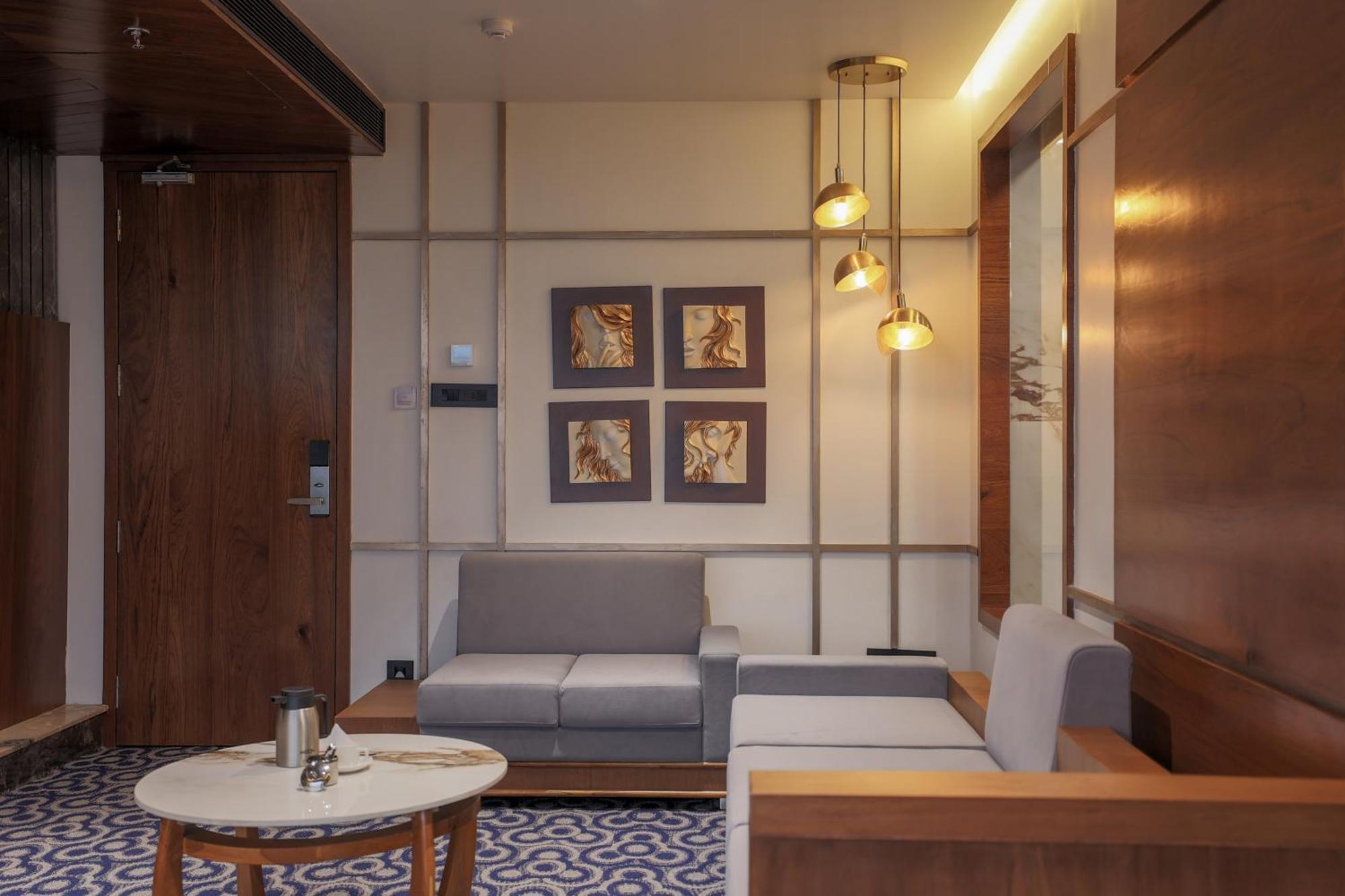 Hotel Aditya Mansingh Inn Somnath Exterior photo